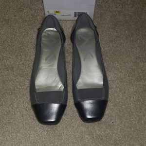 Anne Klein Sports size 6 ballet flats